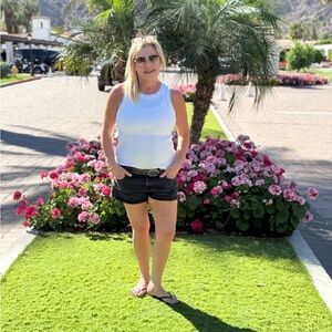 Meet your Posher, Christine